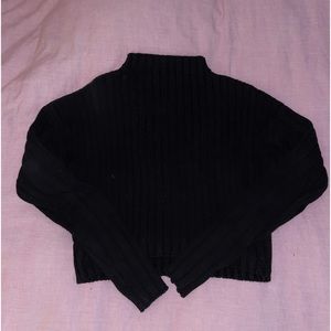 guess black cropped turtleneck sweater
